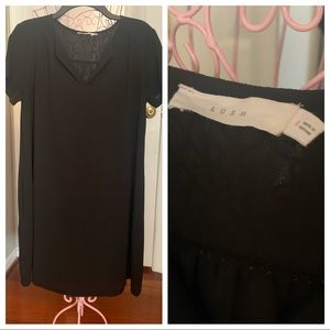 LUSH - little black dress with pockets